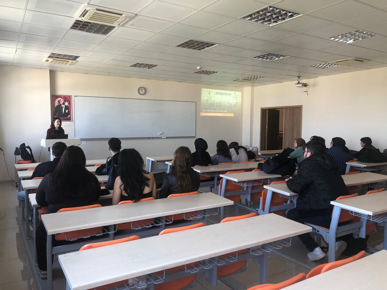 Staj Bilgilendirme Toplantısı Gerçekleştirildi