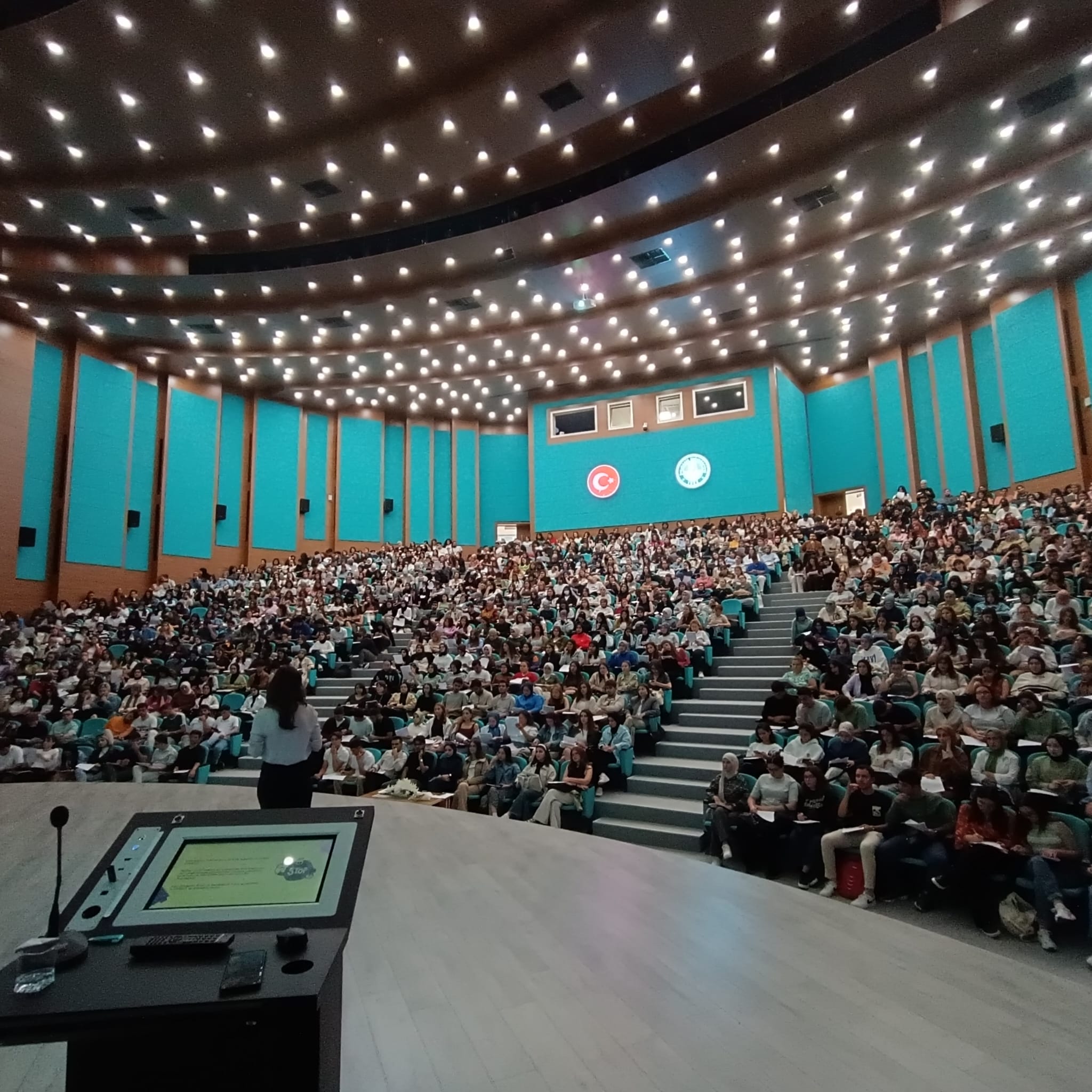 Basic Occupational Health and Safety Training for Students at the Faculty of Health Sciences 4