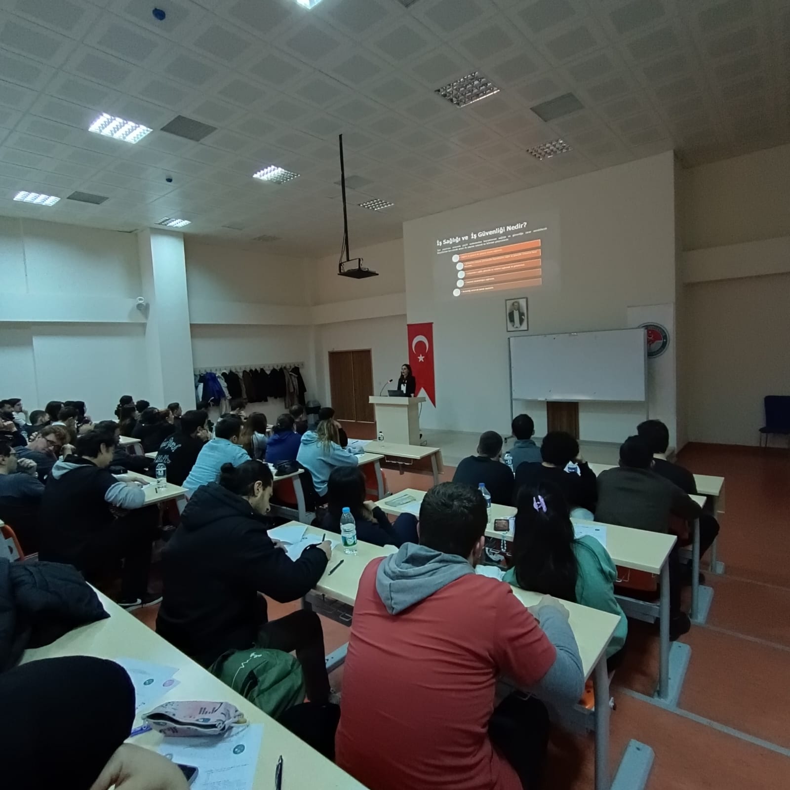 Basic Occupational Health and Safety Training for Veterinary Faculty Students 1