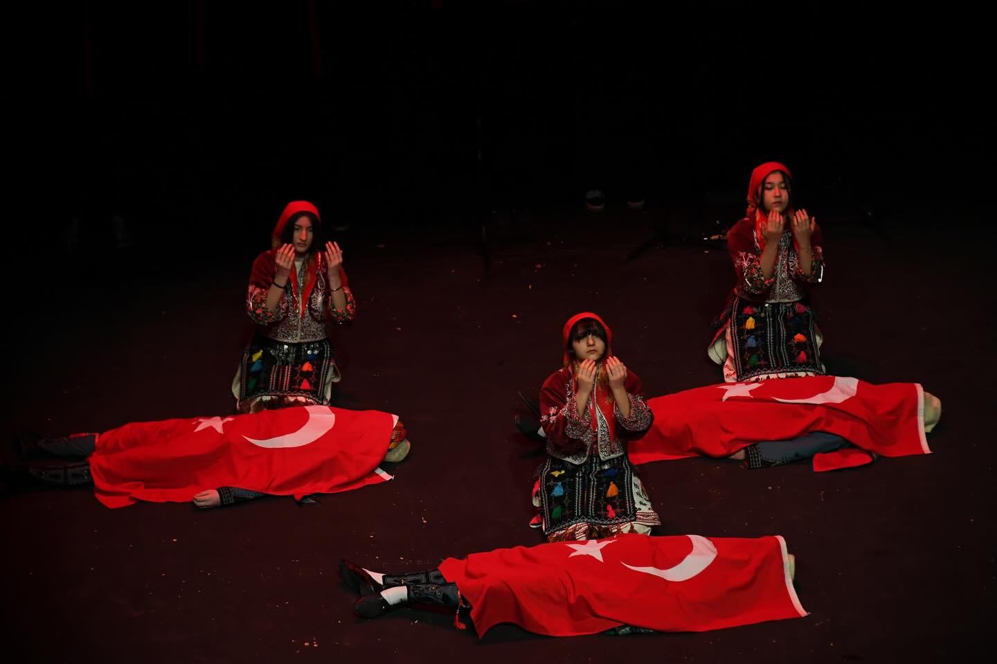 Rektör Oğurlu, 18 Mart Şehitleri Anma Günü ve Çanakkale Zaferi’nin 111’inci Yıl Dönümü Etkinliklerine Katıldı 7