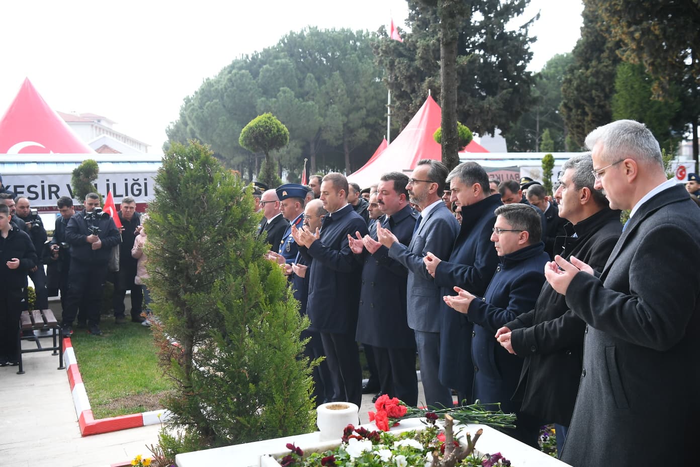 Rektör Oğurlu, 18 Mart Şehitleri Anma Günü ve Çanakkale Zaferi’nin 111’inci Yıl Dönümü Etkinliklerine Katıldı 3