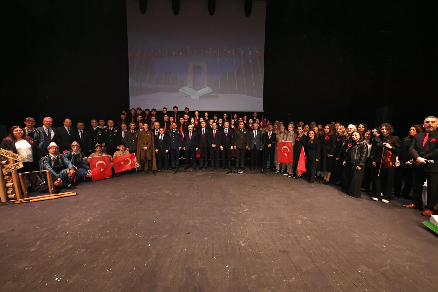 Rektör Oğurlu, 18 Mart Şehitleri Anma Günü ve Çanakkale Zaferi’nin 111’inci Yıl Dönümü Etkinliklerine Katıldı 9