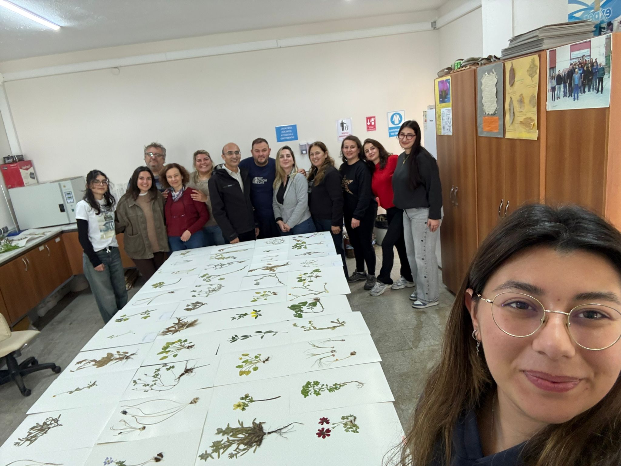 Bitki Teşhisi ve Herbaryum Tekniği Dersinde Uygulamalı Eğitim Süreci Devam Ediyor