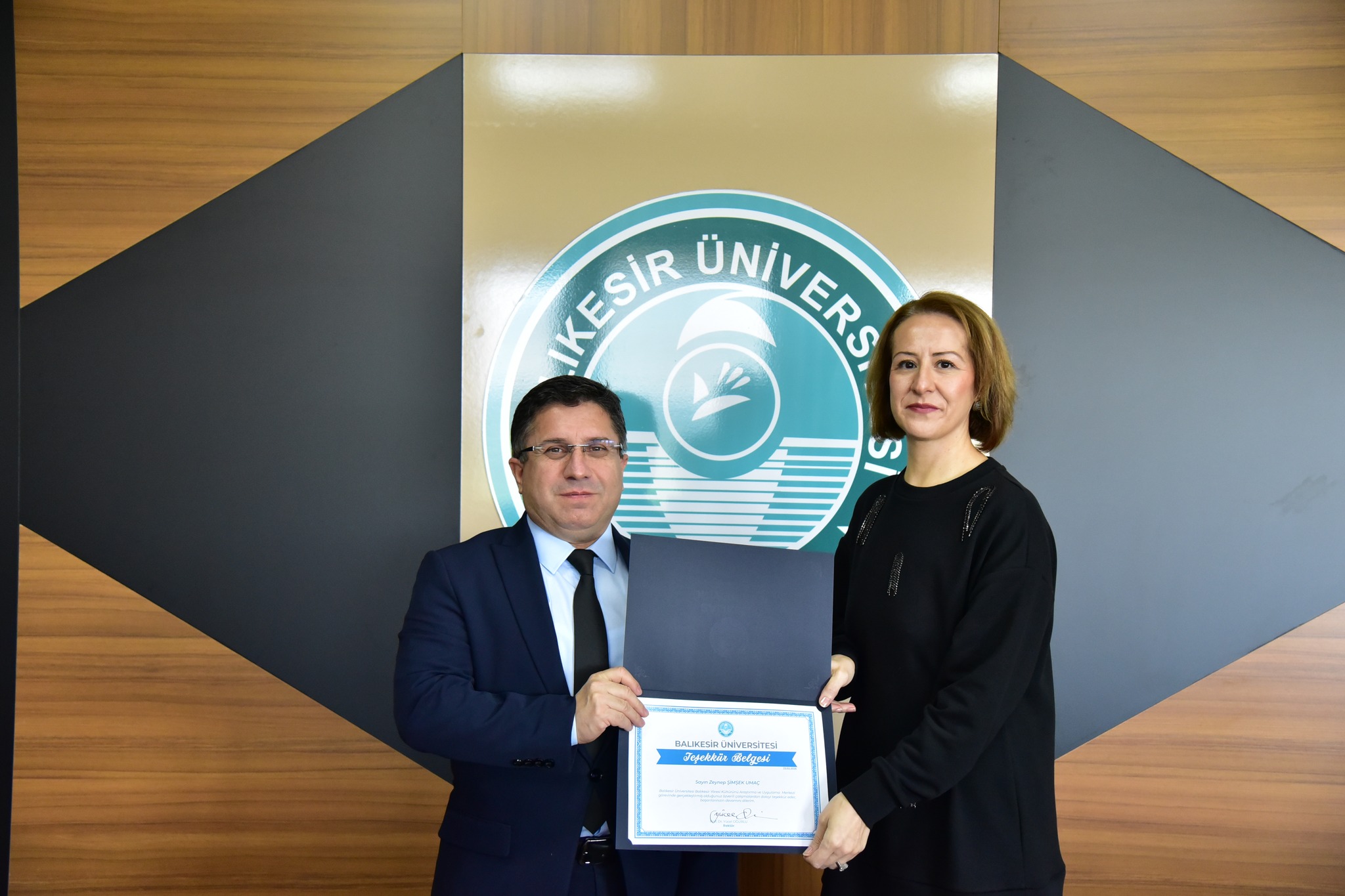 BAÜN Balıkesir Yöresi Kültürünü Araştırma ve Uygulama Merkezinde Görev Değişimi 3