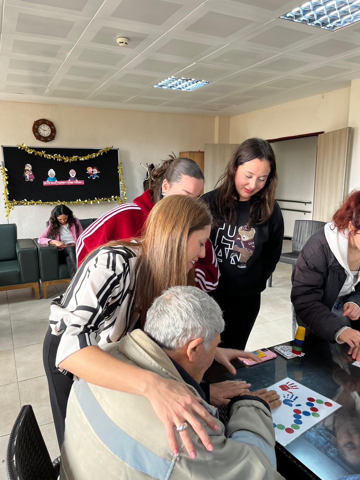 Yaşlılar Haftası Kapsamında Anlamlı Ziyaret 3