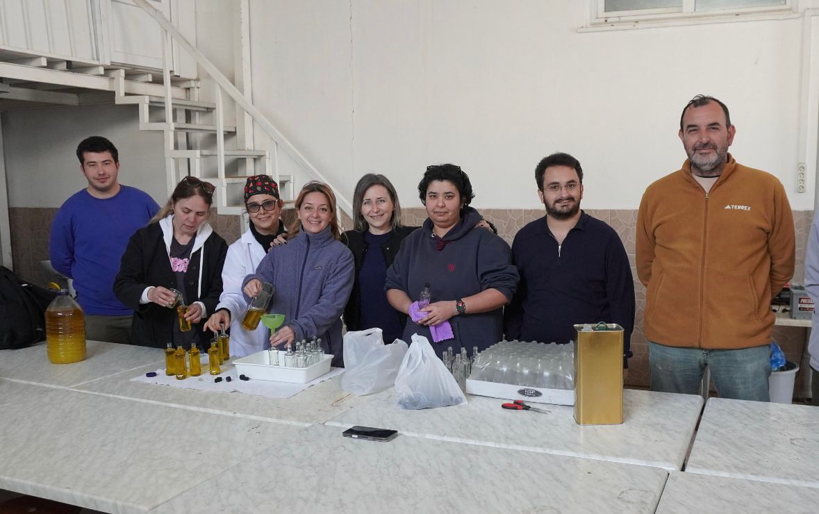 A Meaningful Visit from the Youth: Respecting Our Roots with the Healing Power of Olives 8