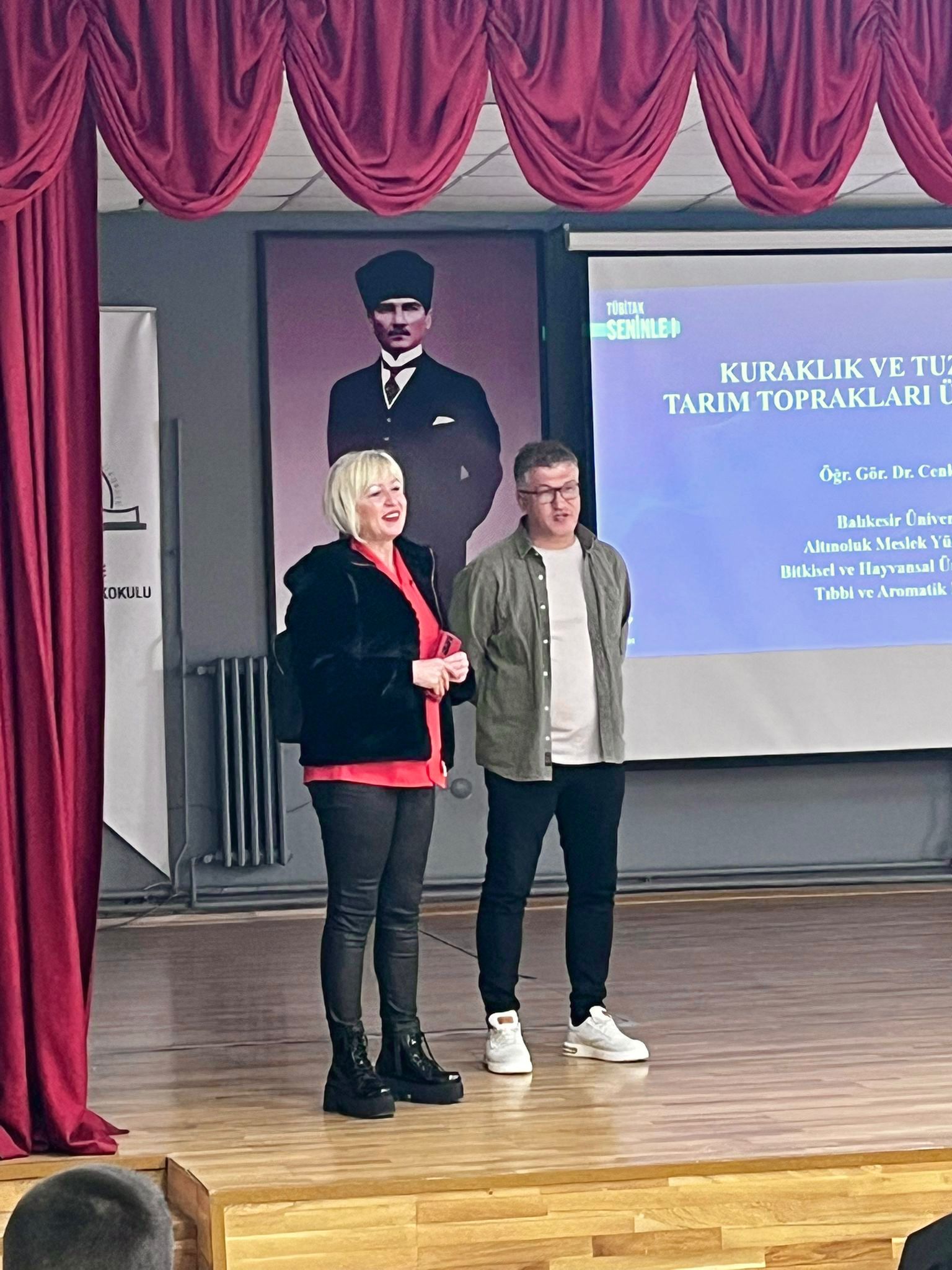 Kuraklığın ve Tuzluluğun Tarım Toprakları Üzerine Etkisi Öğr. Gör. Dr. Cenk PAŞA 2