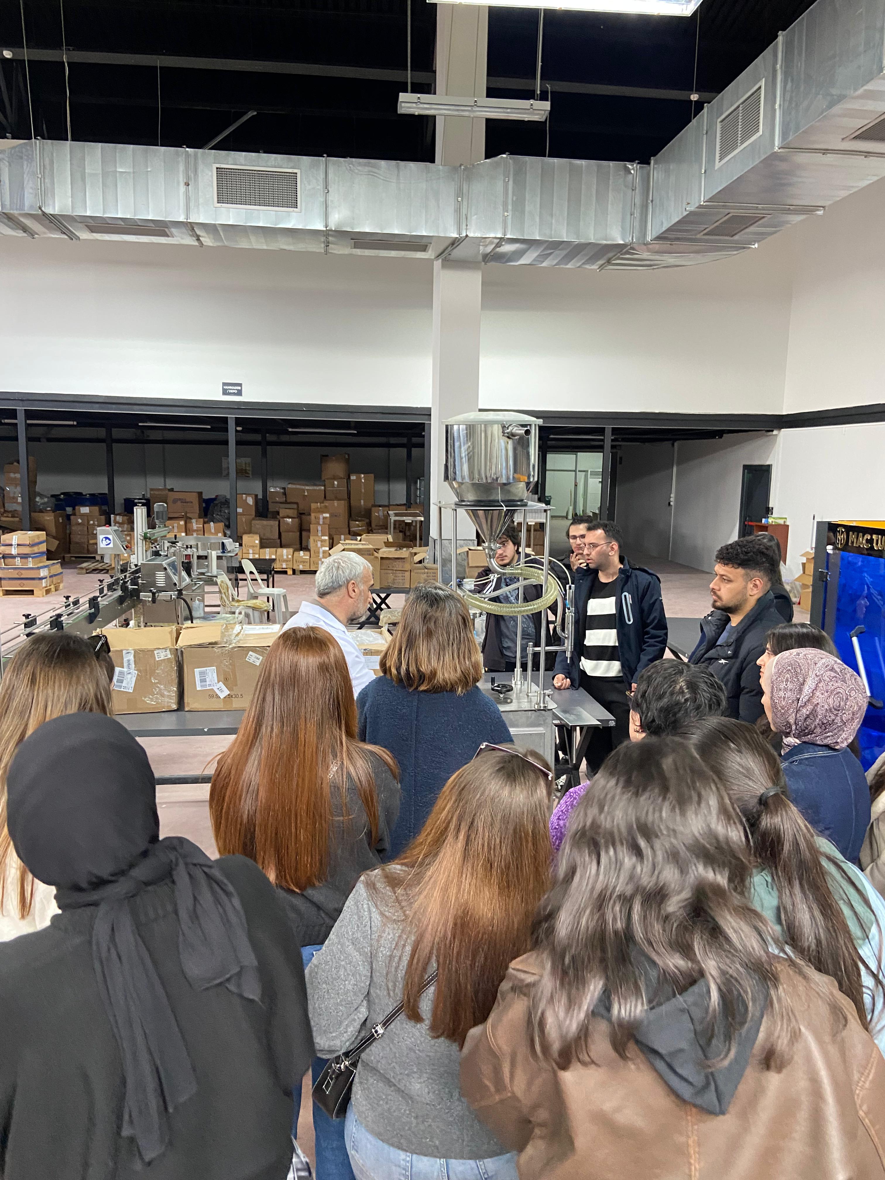 Kimya Teknolojisi Programı Öğrencilerinden Clab Cosmetics Teknik Gezisi 3