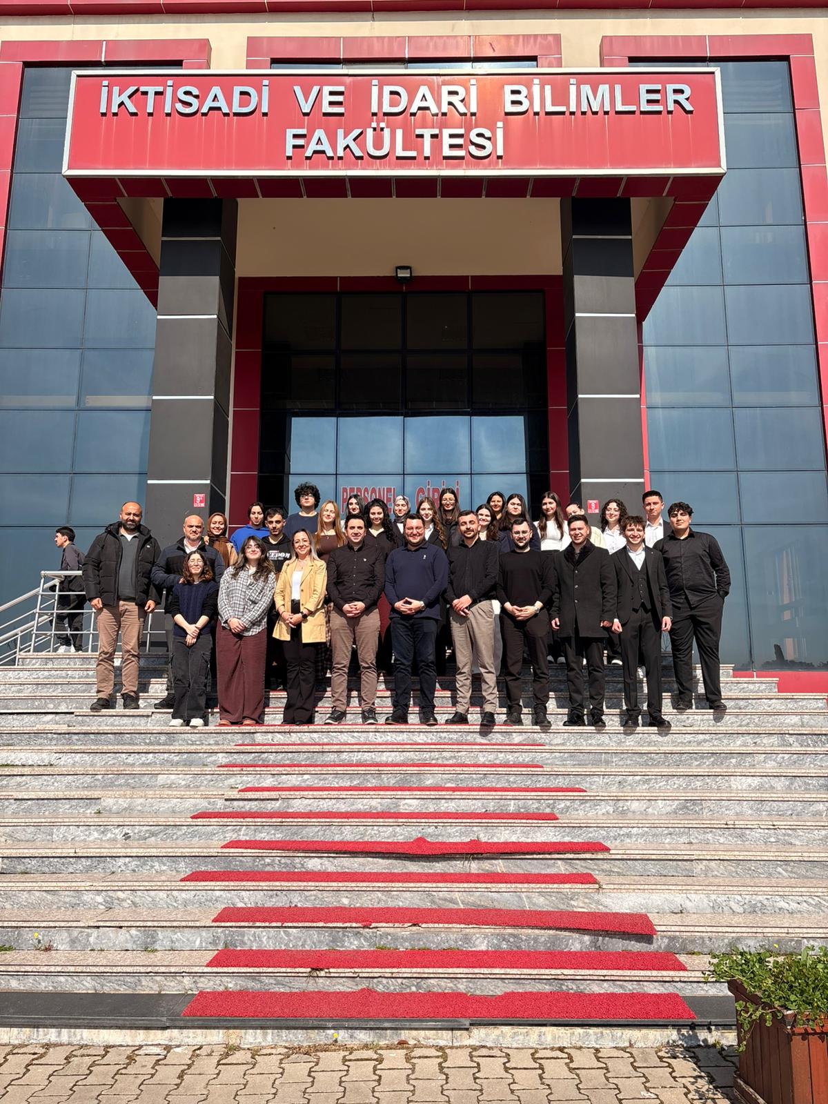 Lojistik ve Pazarlama Zirvesi 7