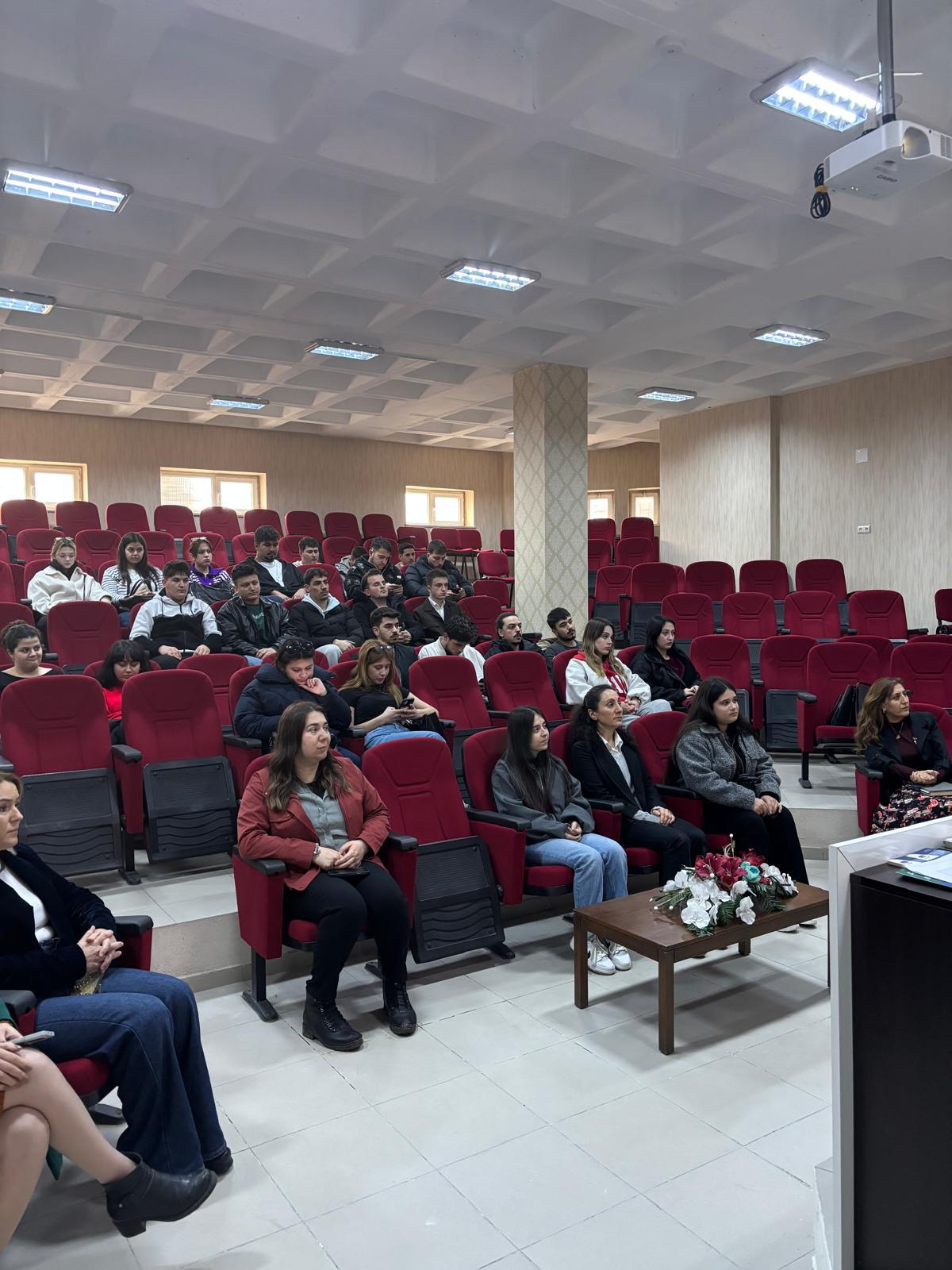 Akademik ve İdari Personel Deprem Bölgesinden Gelen Öğrenciler İle Buluştu 2