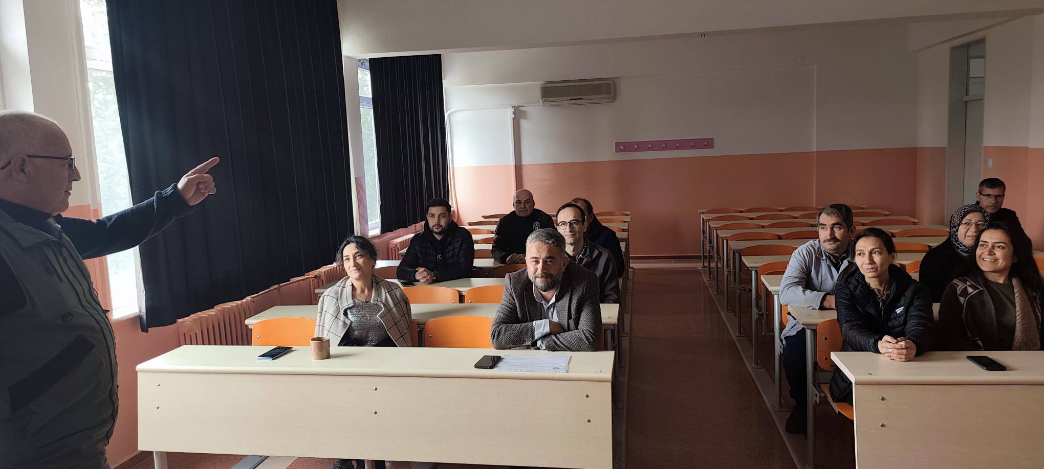 Expertise Shared In-House at Edremit Vocational School: In-Service Trainings Have Begun