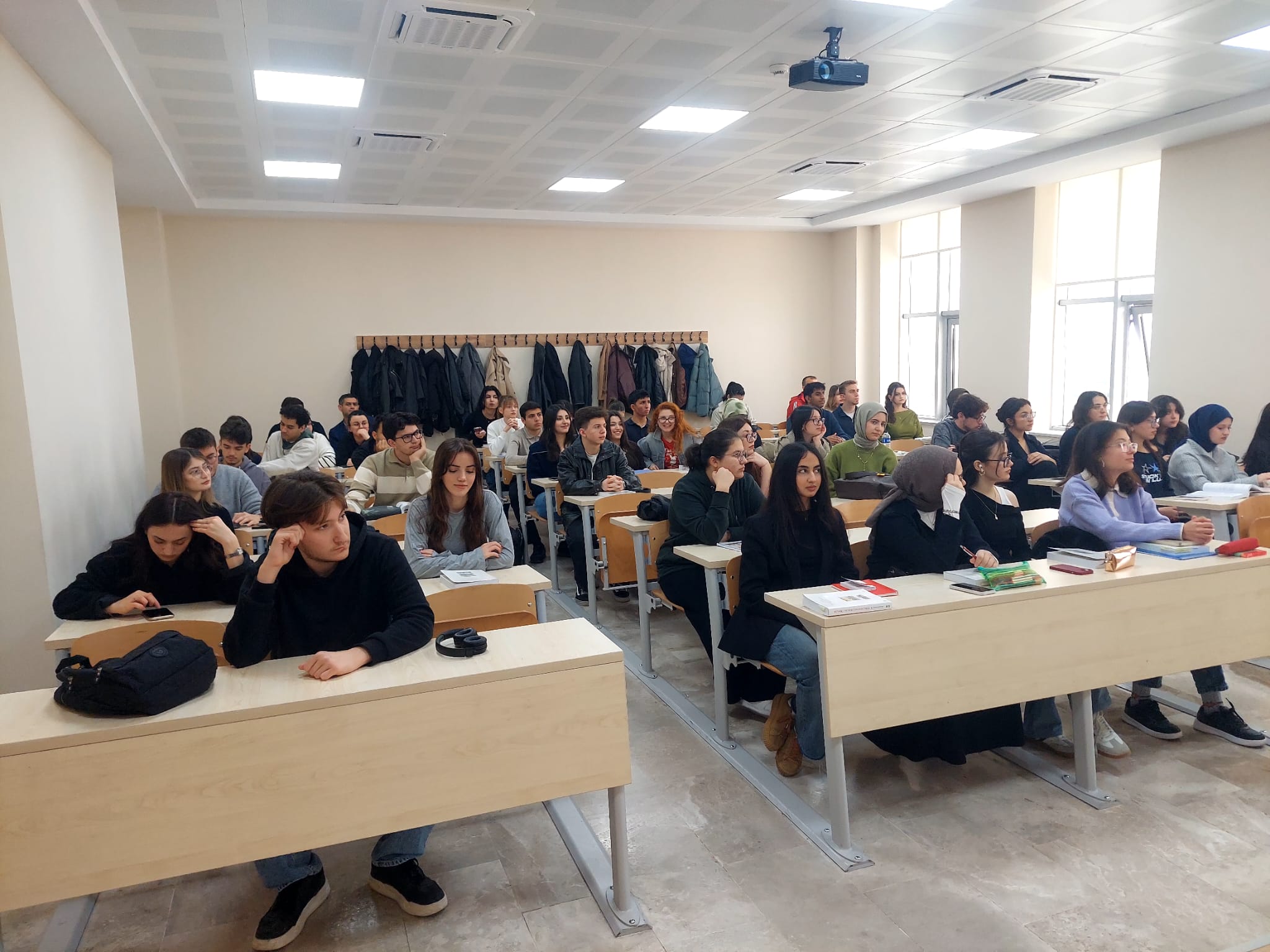 Uluslararası Saraybosna Üniversitesinden Dr. Mirza Ljubovic Öğrencilerimiz ile Buluştu 2