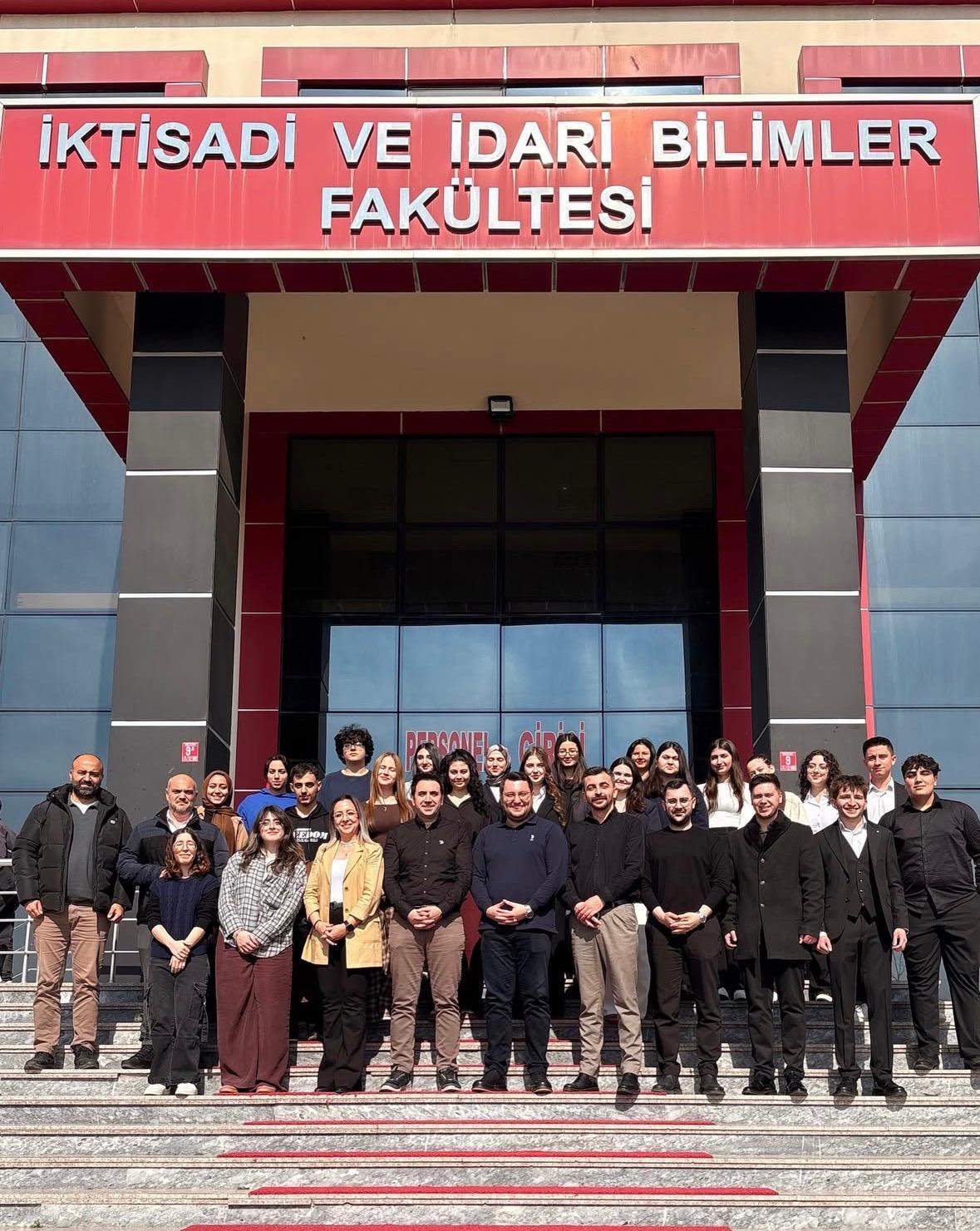 Lojistik ve Pazarlama Zirvesi Gerçekleştirildi 5