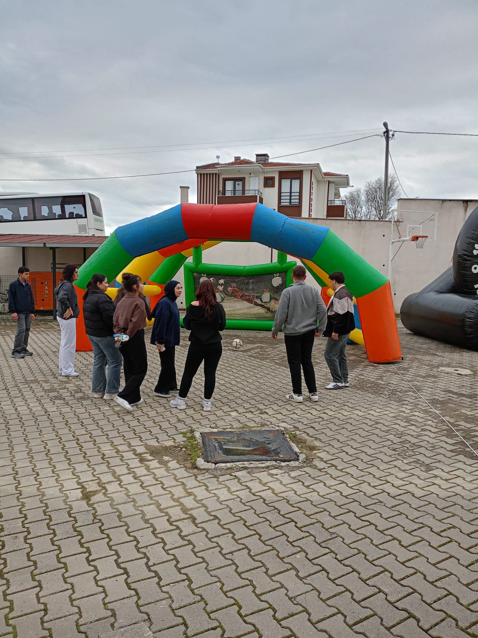İvrindi Sağlık Hizmetleri Meslek Yüksekokulunda Kültür, Sanat ve Spor Festivali Gerçekleştirildi 8