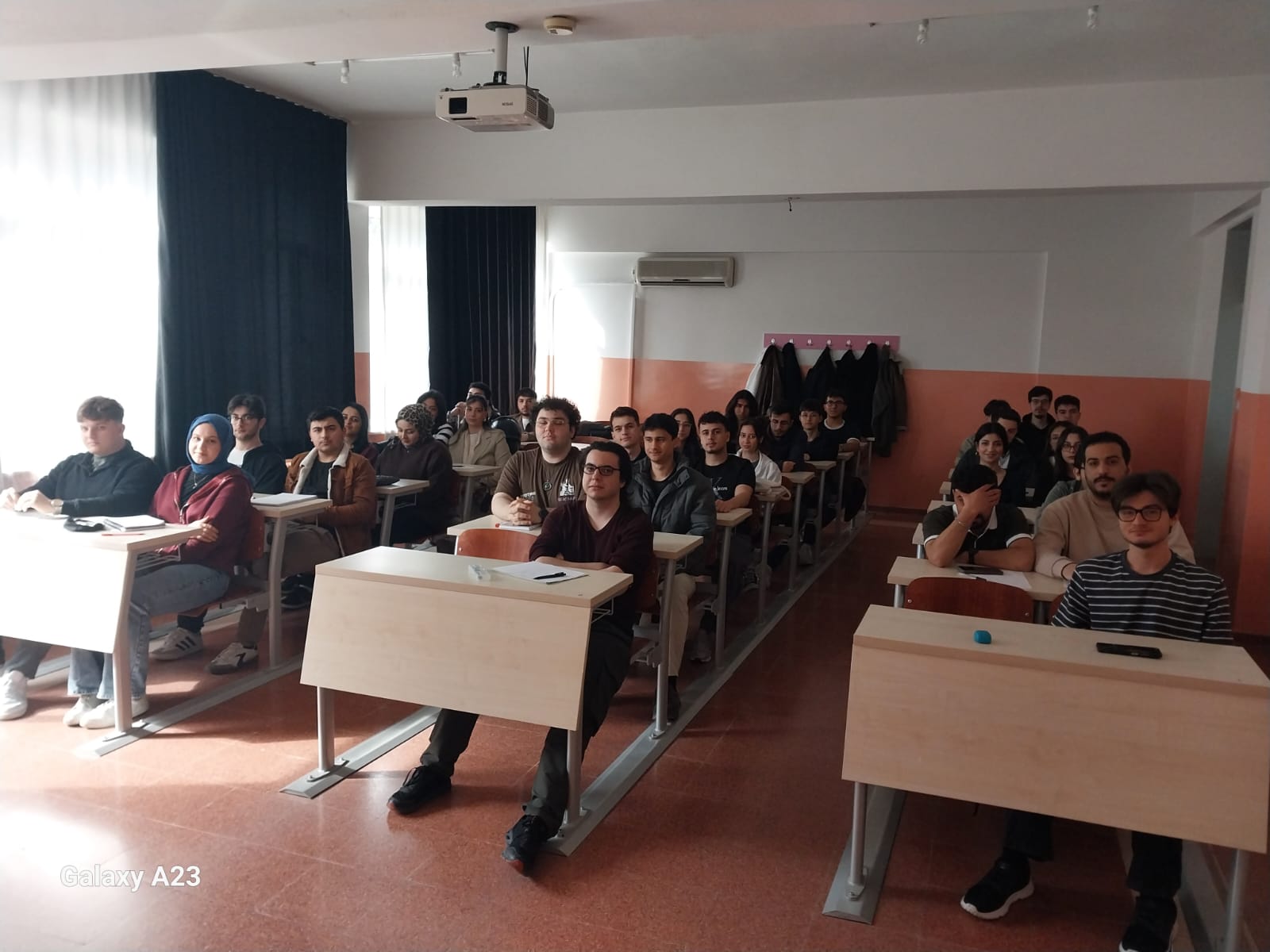 First-Year Academic Advisor-Student Meeting for the 2025-2026 Academic Year in the Computer Programming Program Has Been Held 2