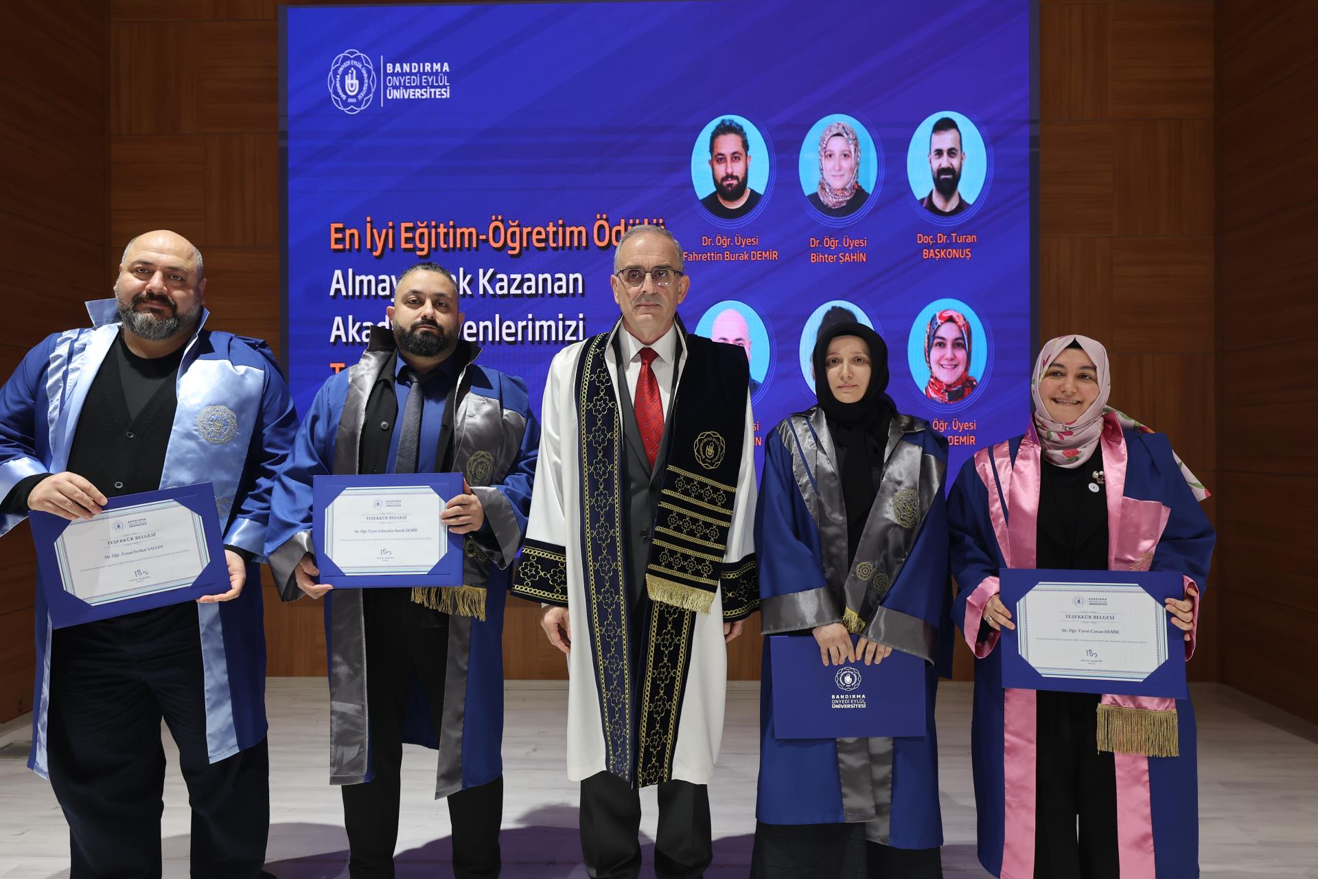 Üniversitemizde Akademik Yükseltme Töreni Gerçekleştirildi. 1