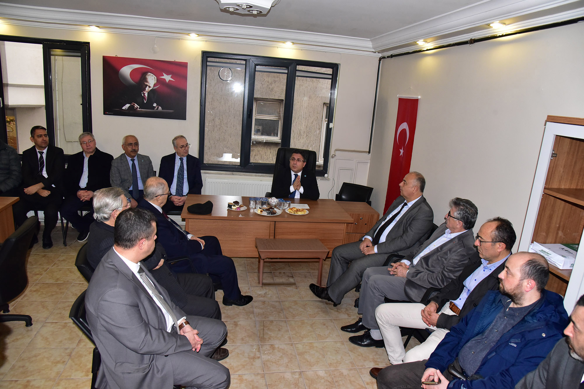 BAÜN’den Şehirle Güçlü Bağ: Üniversite İrtibat Ofisi Hizmete Açıldı 7