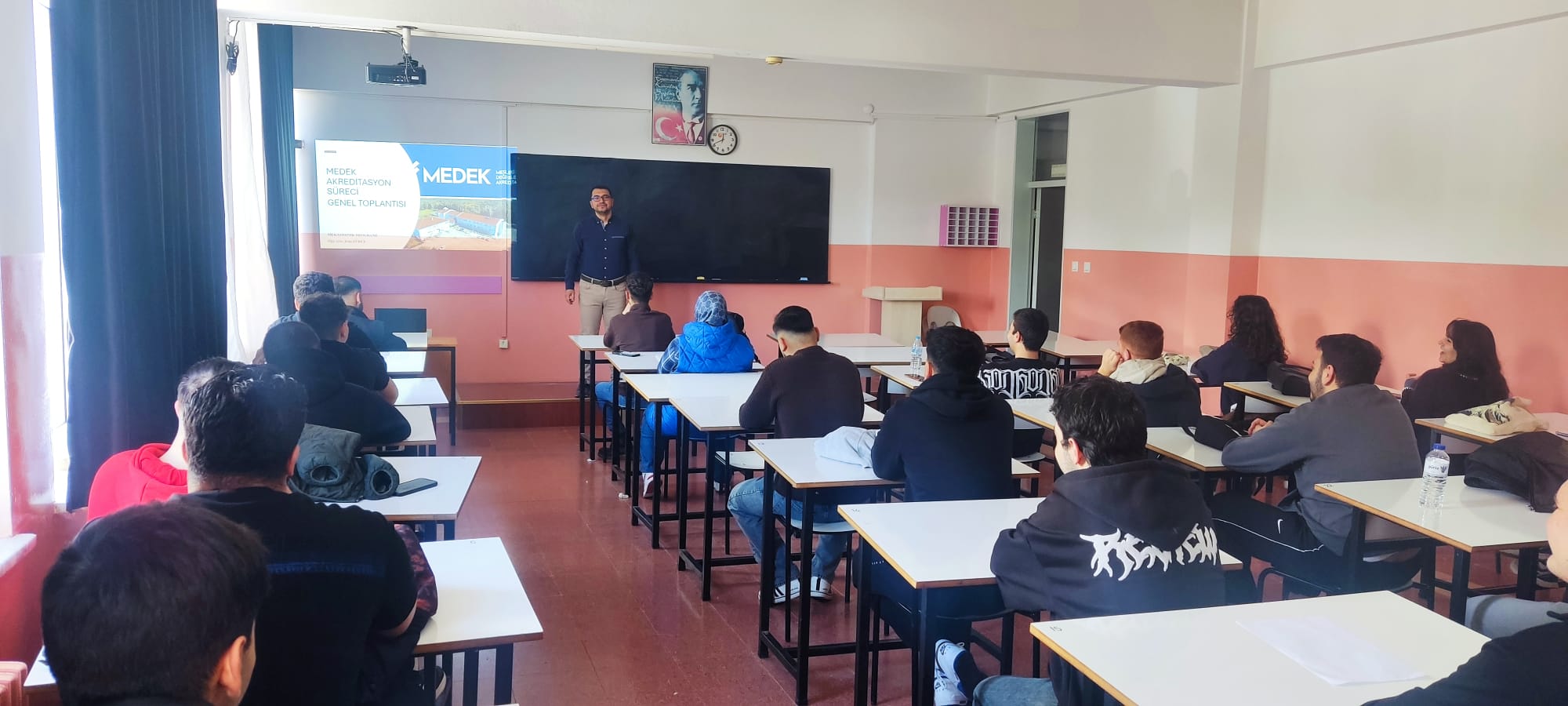 2025-2026 Academic Year First-Year Advisor-Student Meeting of the Mechatronics Program Held