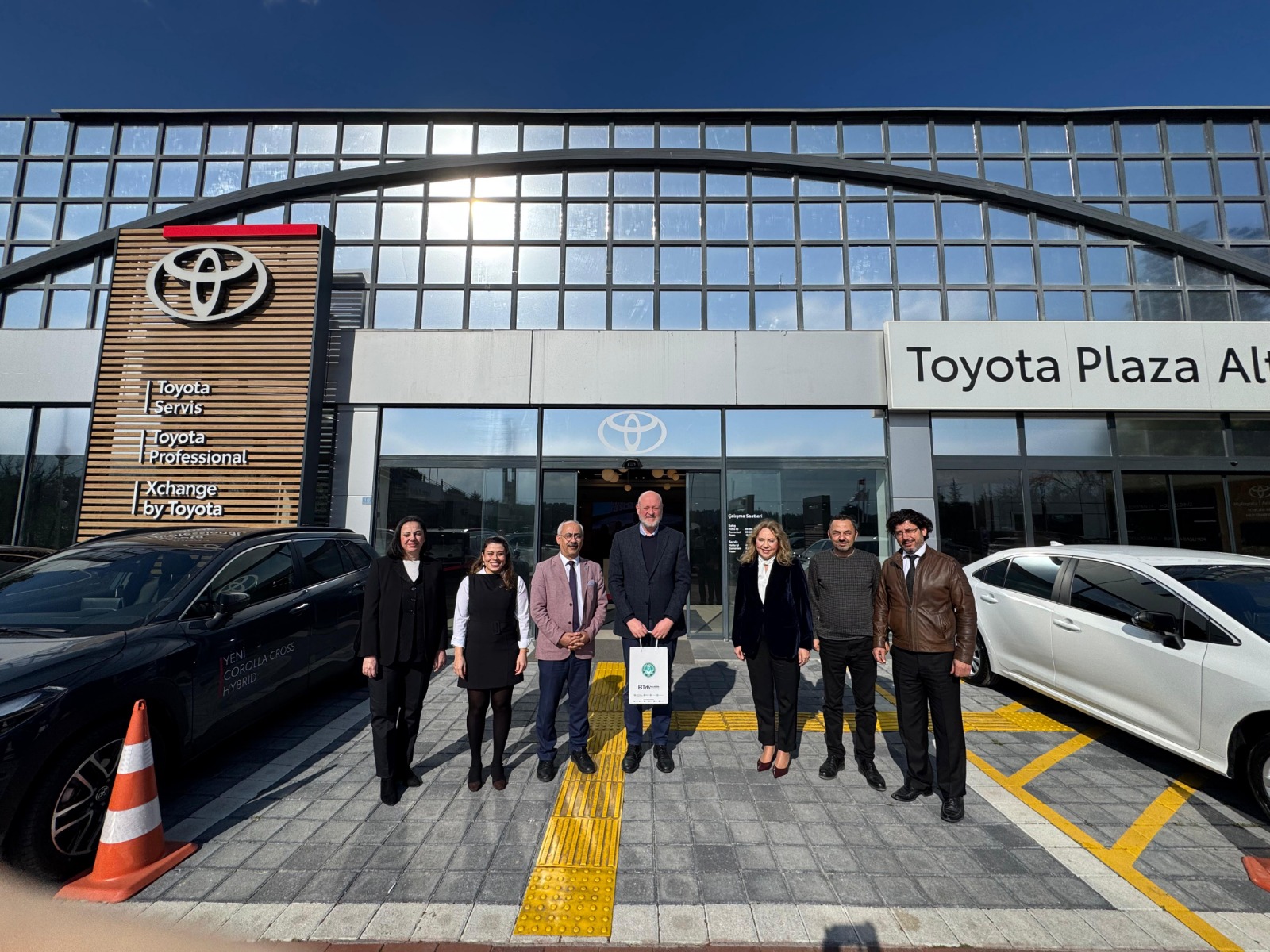 Balıkesir Üniversitesinden Toyota Altan Otomotiv e teşekkür ziyareti