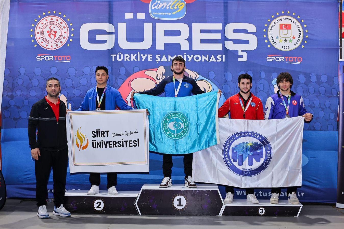BAÜN Güreş Takımından Türkiye Şampiyonasında 1 Altın, 2 Bronz Madalya 4