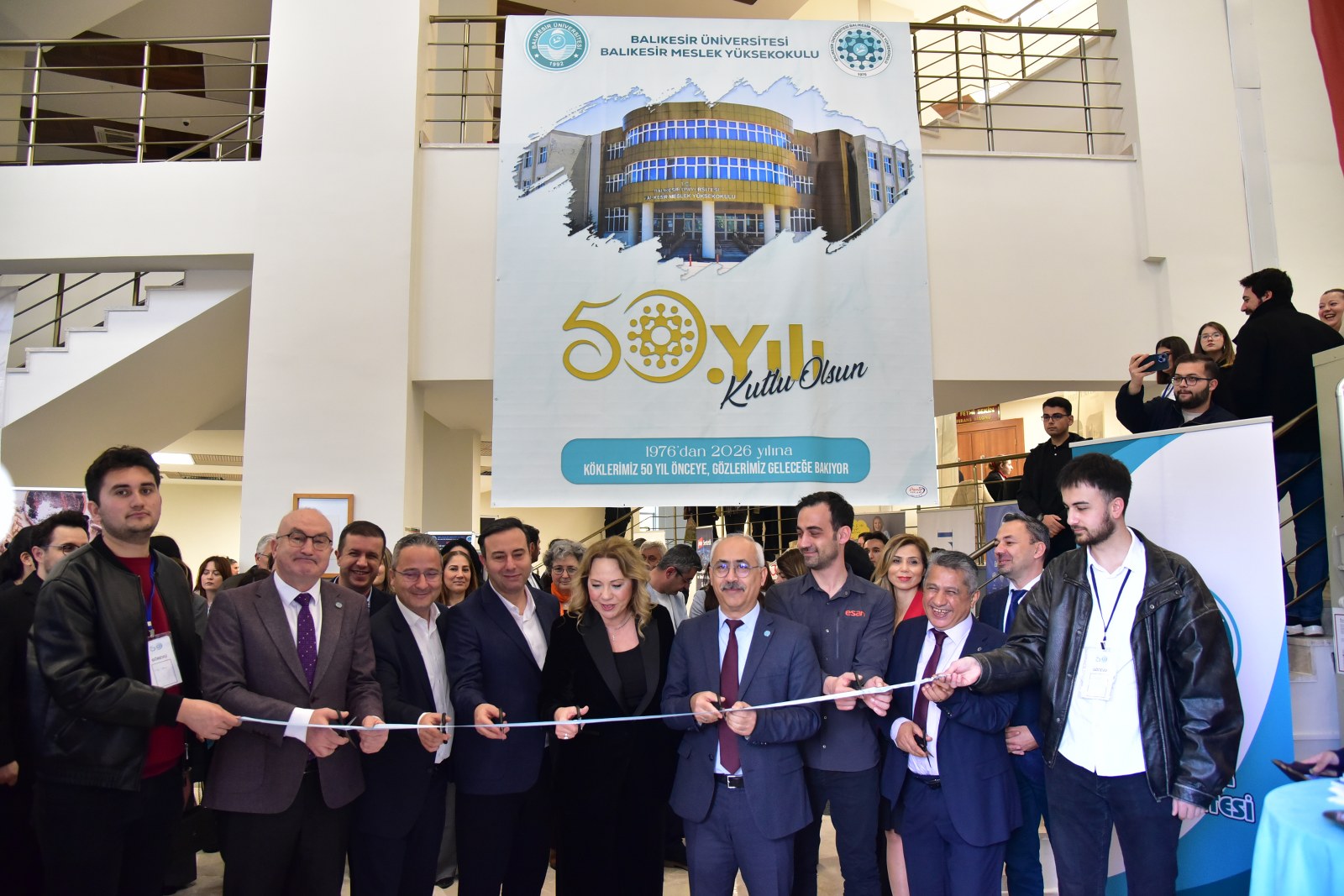 BAÜN TTO, Balıkesir MYO’nun 50. Yıl Kariyer Fuarı’nda Öğrencilerle Buluştu 4