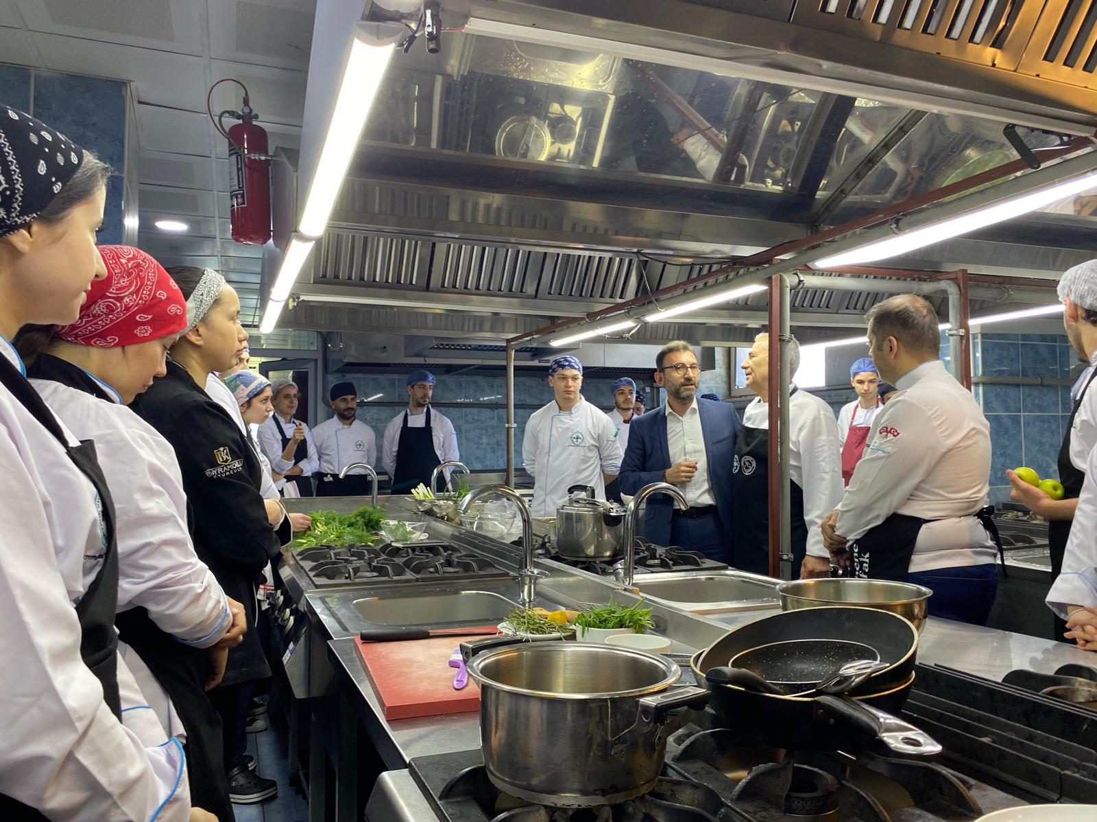 BAÜN BUBFA’da Geleceğin Şefleri ile Sürdürülebilir Gastronomi Atölyesi 4