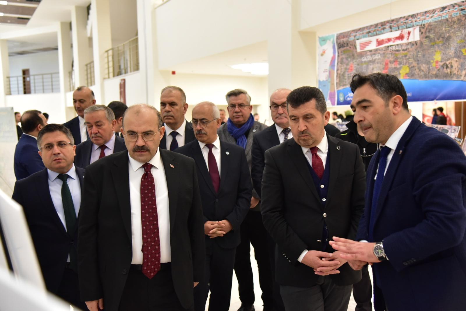 BAÜN’de, Gazze’deki Yıkımın Mekânsal Ayak İzleri Gözler Önüne Serildi 3