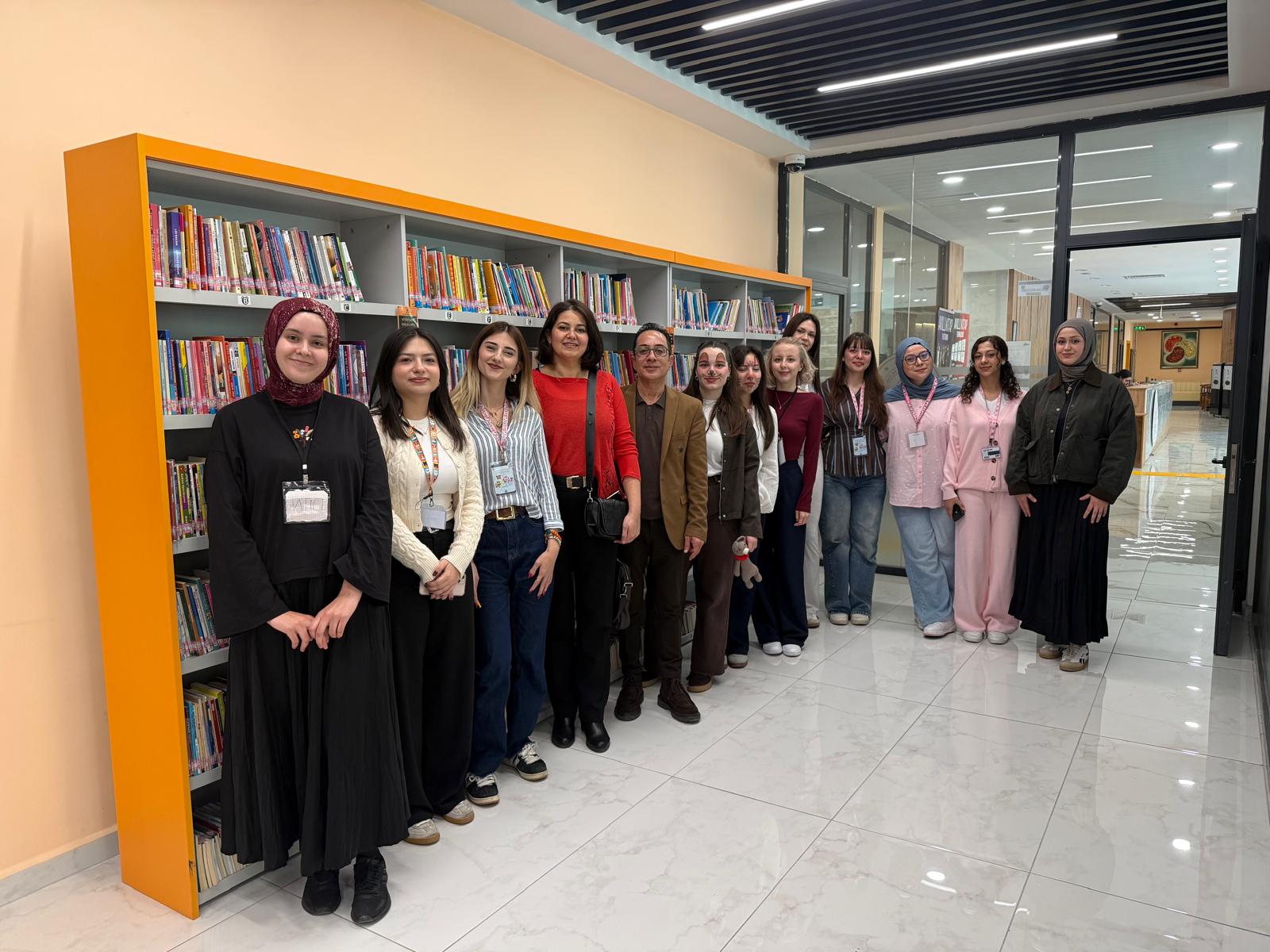 Topluma Hizmet Uygulamaları: Etkileşimli Kitap Okuma Etkinlikleri 3