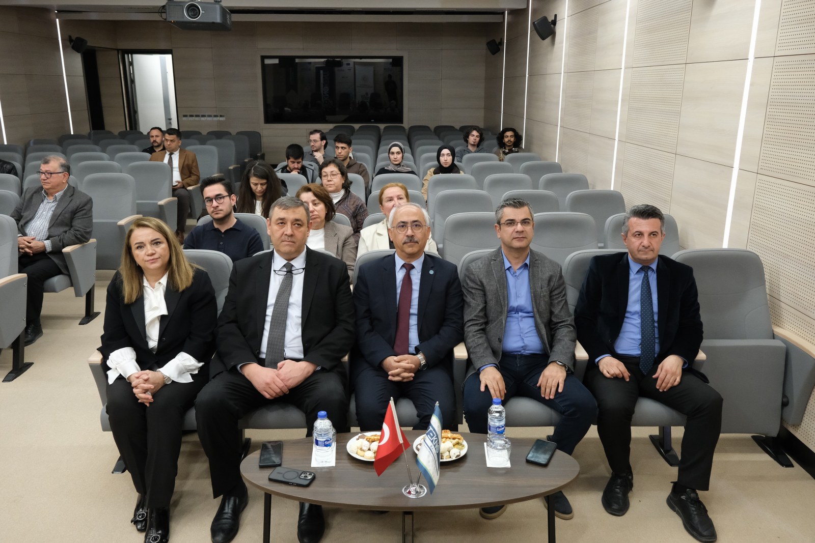 Balıkesir’den Turcorn Hedefi: BAÜN Teknokent’te Girişimcilere İlham Veren Panel  2