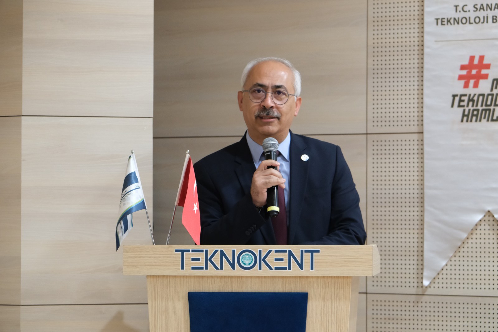 Balıkesir’den Turcorn Hedefi: BAÜN Teknokent’te Girişimcilere İlham Veren Panel  8