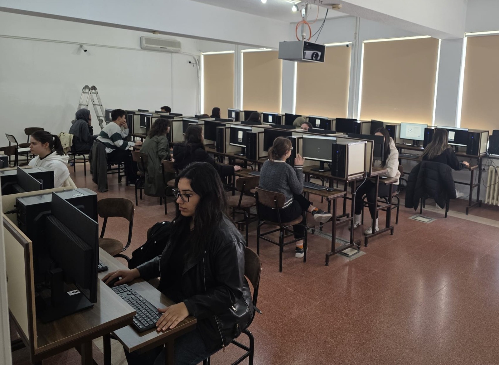 BAÜN Edremit Sivil Havacılık Yüksekokuluna SHGM’den Havacılık Eğitiminde Önemli Yetkilendirme 3