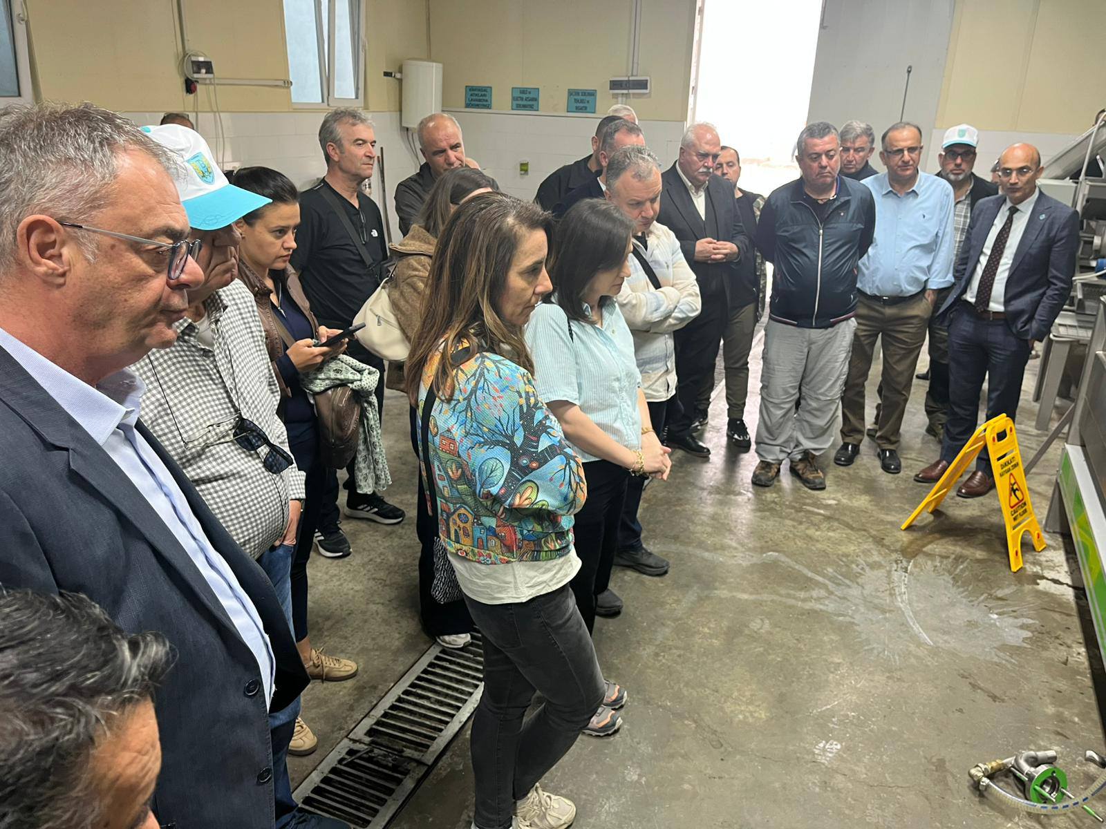 The Bandırma Commodity Exchange Delegation Examined Balıkesir University's Olive Cultivation Infrastructure in Edremit On-Site 5