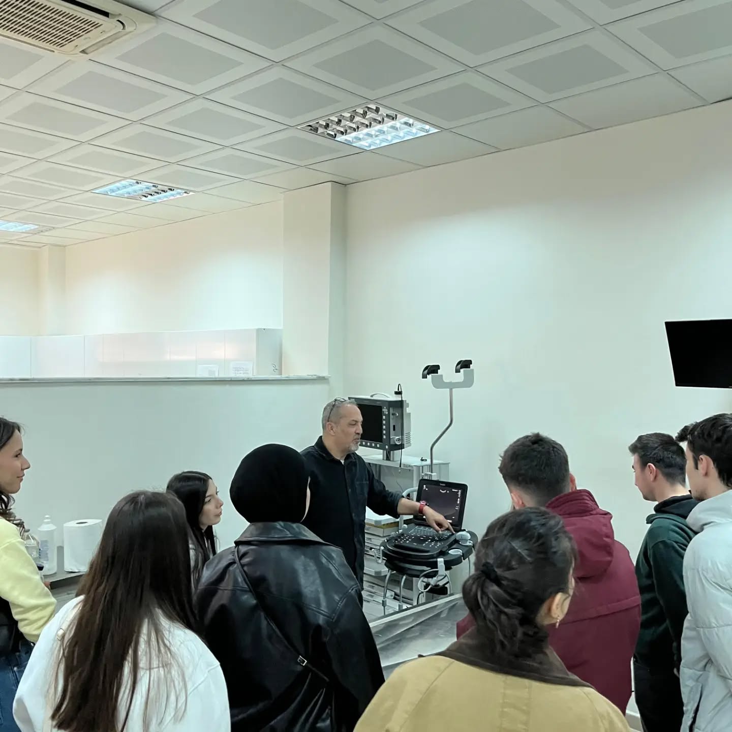 Sındırgı Makbule Efe Anadolu Lisesi Öğrencilerinden Fakültemize Ziyareti 3