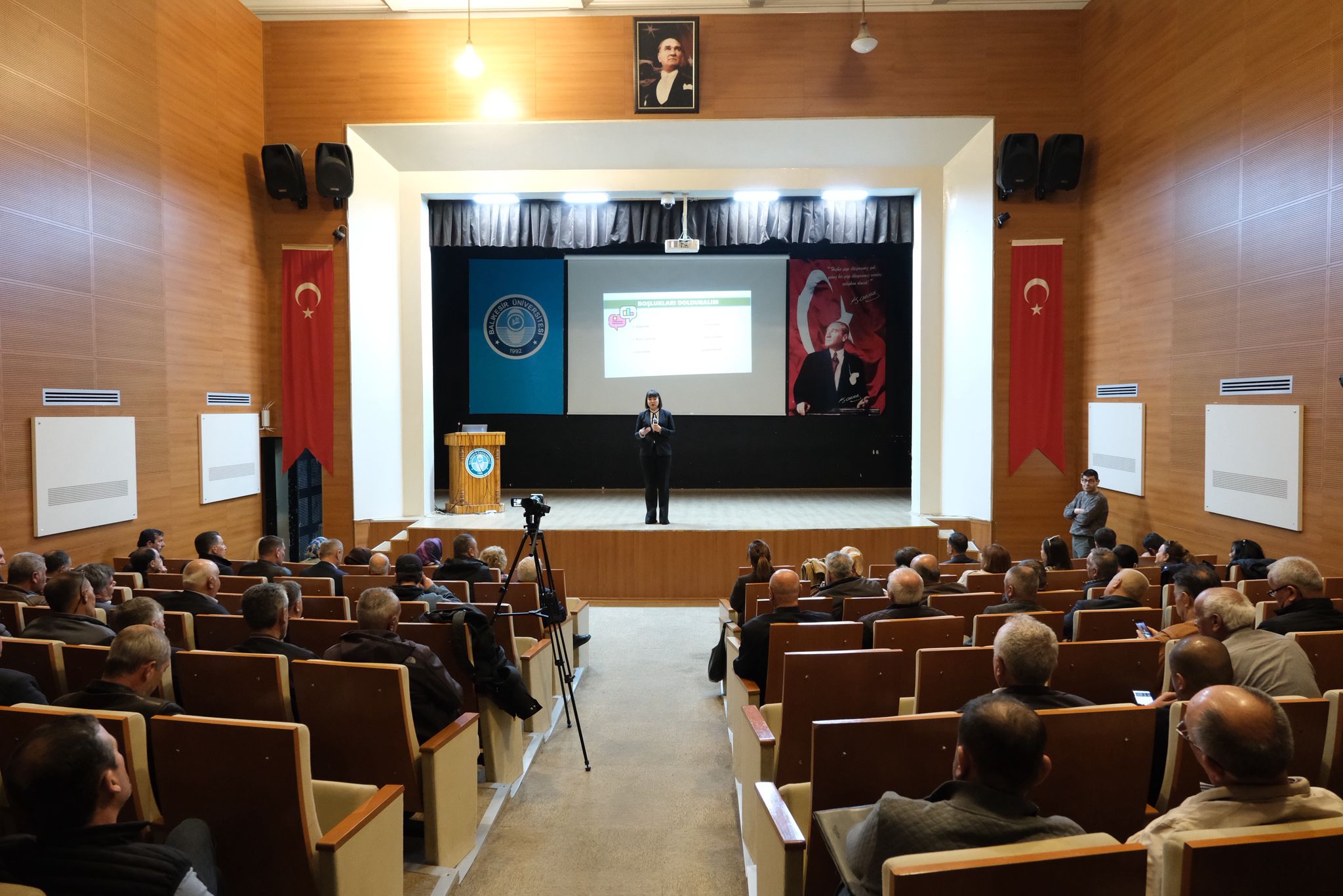 BAÜN’den Yerel Yönetime Akademik Destek: Muhtarlar İçin Liderlik ve İletişim Eğitimi 10