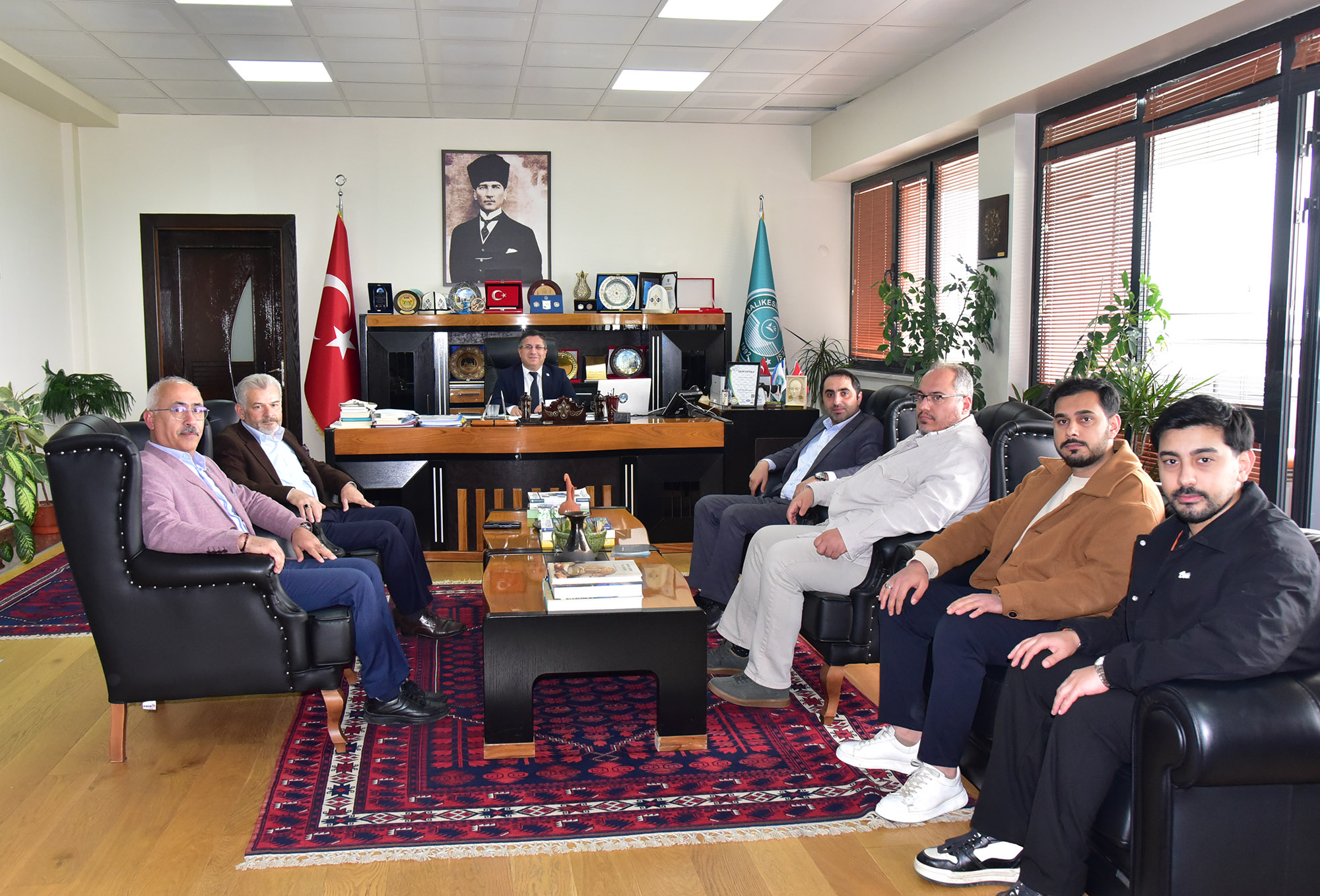 Edremit Tayyaresi BAÜN Edremit Sivil Havacılık Yüksekokuluna Geliyor: İş Birliği Protokolü İmzalandı 4