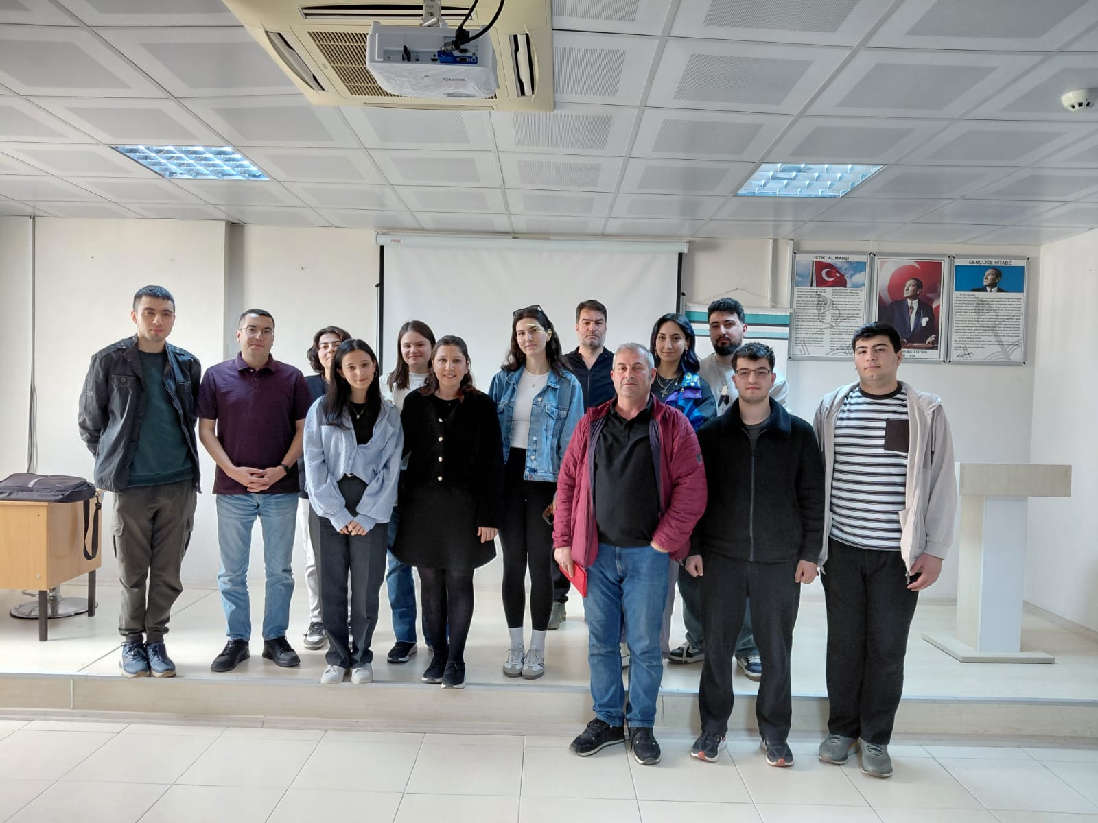 Yeni İHA Pilot Eğitimlerini Edremit te Tamamladı 6