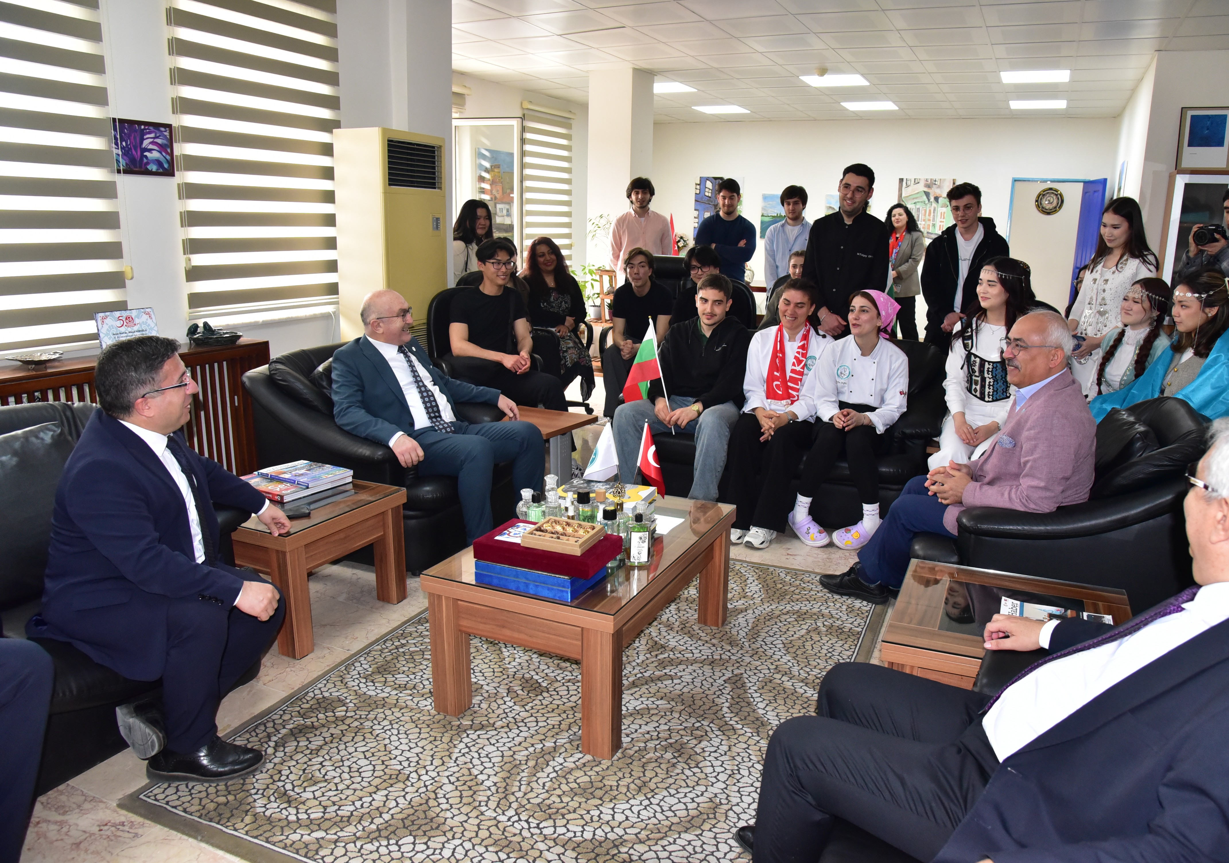 BAÜN’de Uluslararası Kültür Rüzgârı: Turizm Haftasında Renkli Kermes 14