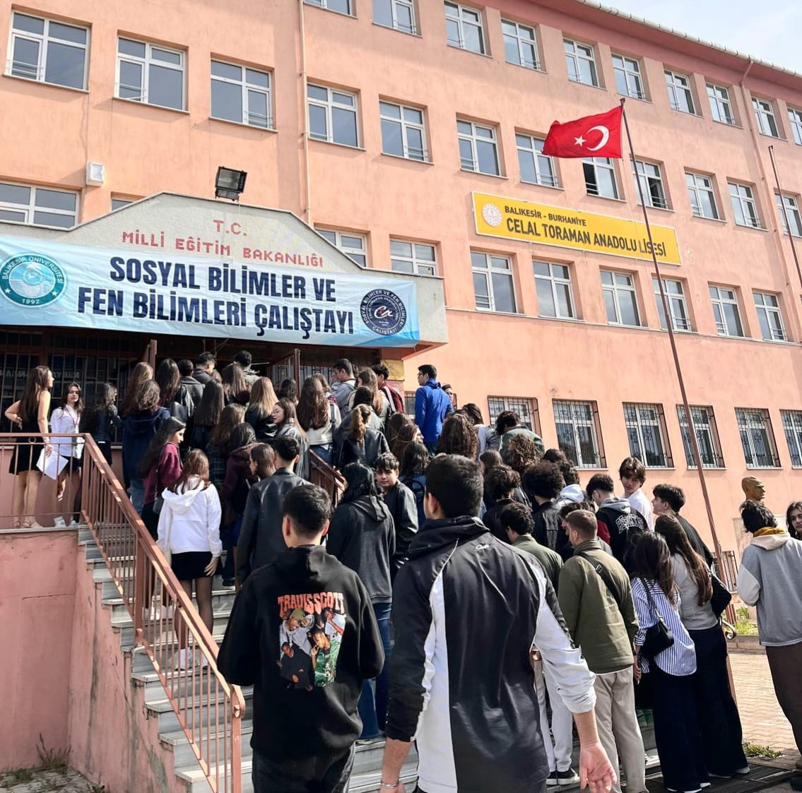 BAÜN Paydaşlığında Geleceğin Üniversitelileriyle Geleneksel Sosyal Bilimler ve Fen Bilimleri Çalıştayı Gerçekleştirildi 2