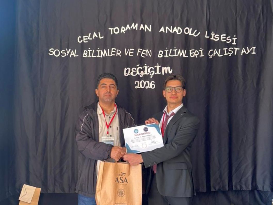 Akademisyenimiz, Değişim Temalı Çalıştayda Uçak Mühendisliğini Tanıttı. 4