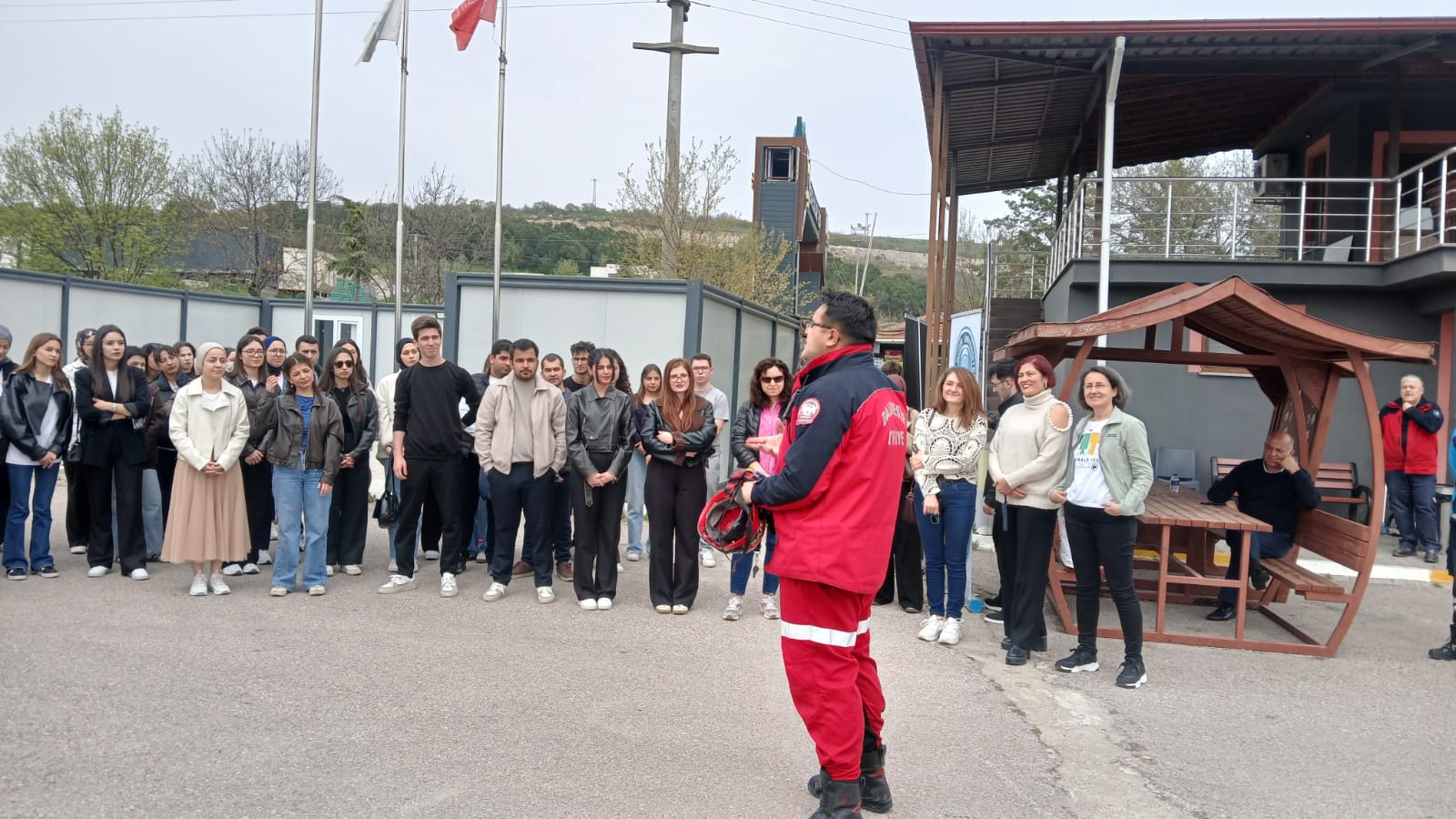 BAÜN’lü Hemşirelik Öğrencilerine Gerçeğini Aratmayan Afet ve Acil Müdahale Eğitimi 10