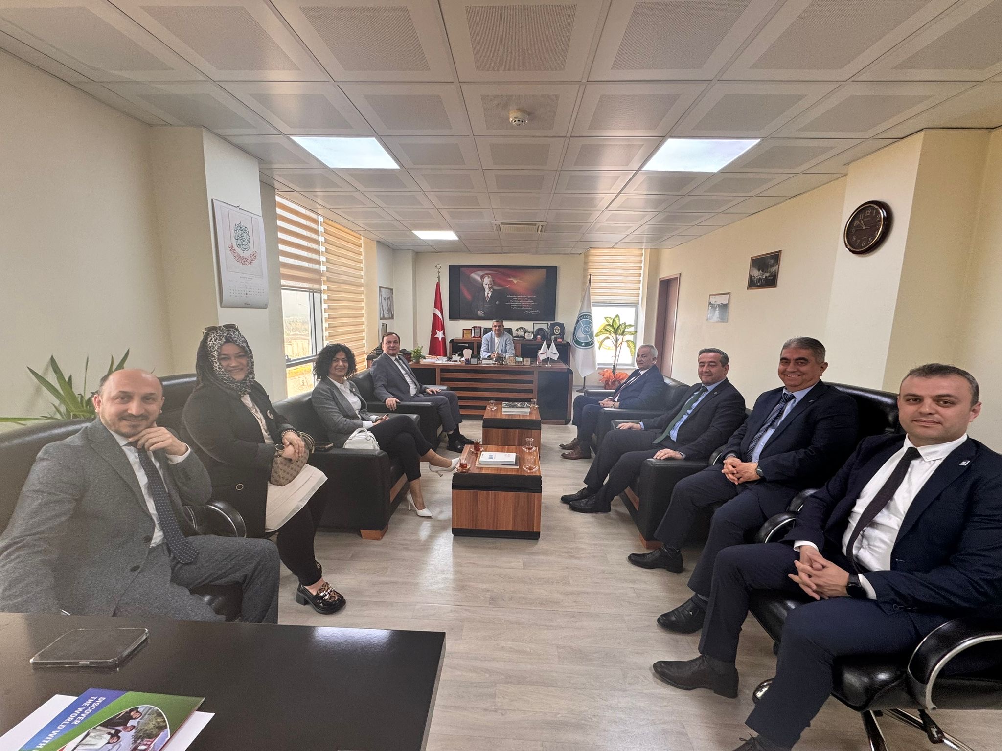 Balıkesir SMMM Odası Yönetiminden Dekanımıza Ziyaret