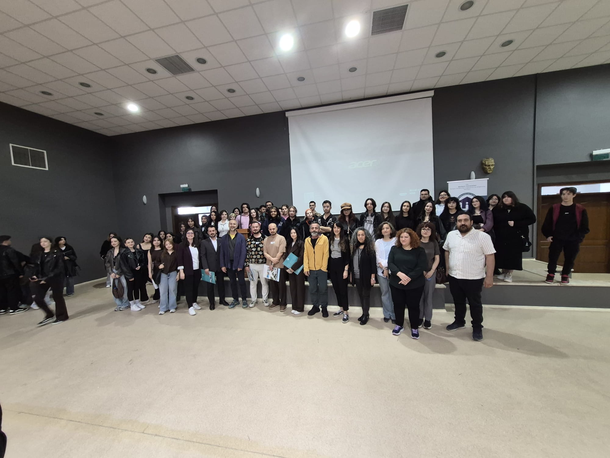 Mezunlar Anlatıyor: Güzel Sanatlar