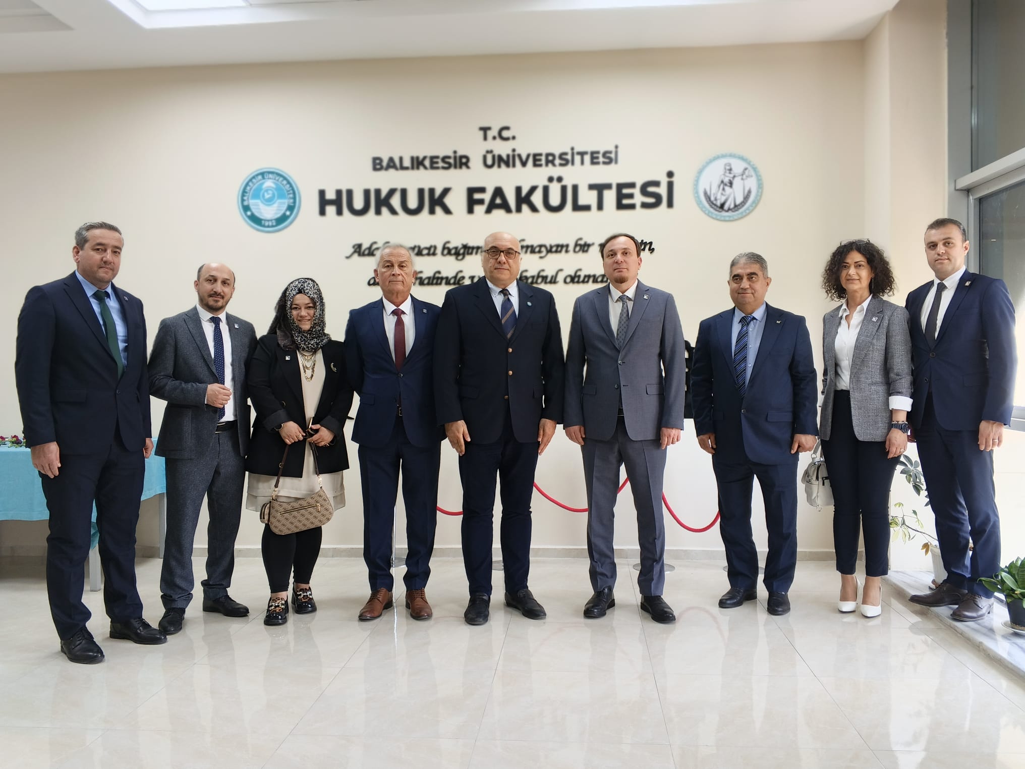 BSMMMO'dan Hukuk Fakültesi'ne Nezaket Ziyareti