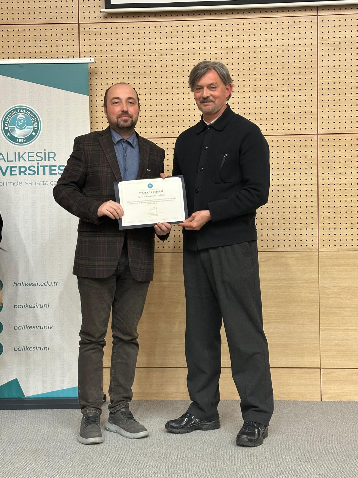 Balıkesir Üniversitesi Mimarlık Fakültesi Ev Sahipliğinde KampüsTalks Etkinliği Gerçekleştirildi 4