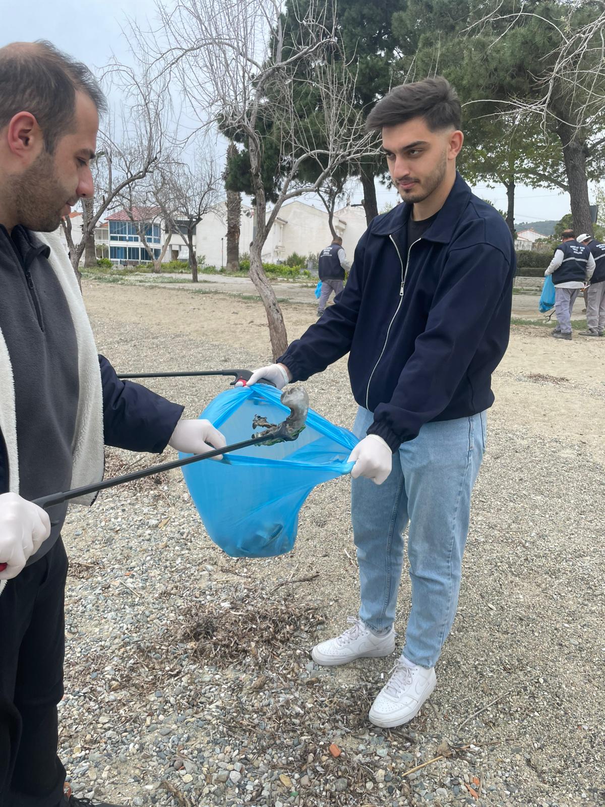 Edremit Sahillerinde El Ele Temiz sahil, Temiz Deniz 4