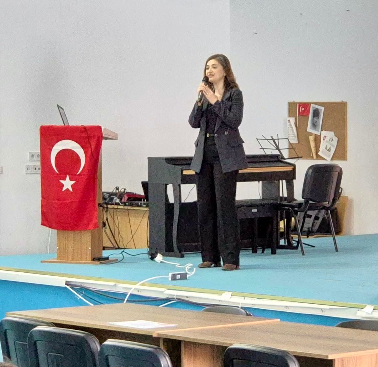 Bitkilerin Kimyası Doç. Dr. Züleyha ÖZER ARSLANKAN