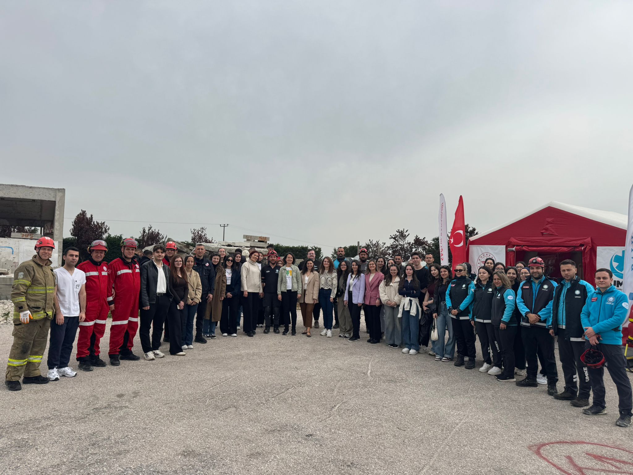 BAÜN’lü Hemşirelik Öğrencilerine Gerçeğini Aratmayan Afet ve Acil Müdahale Eğitimi
