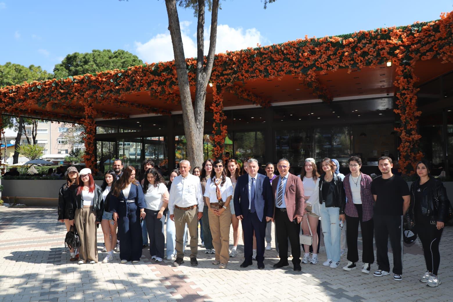Mimarlık ve Şehir Planlama Öğrencilerinden "Kariyer Planlama ve Kültürel Miras Eğitim Gezisi"