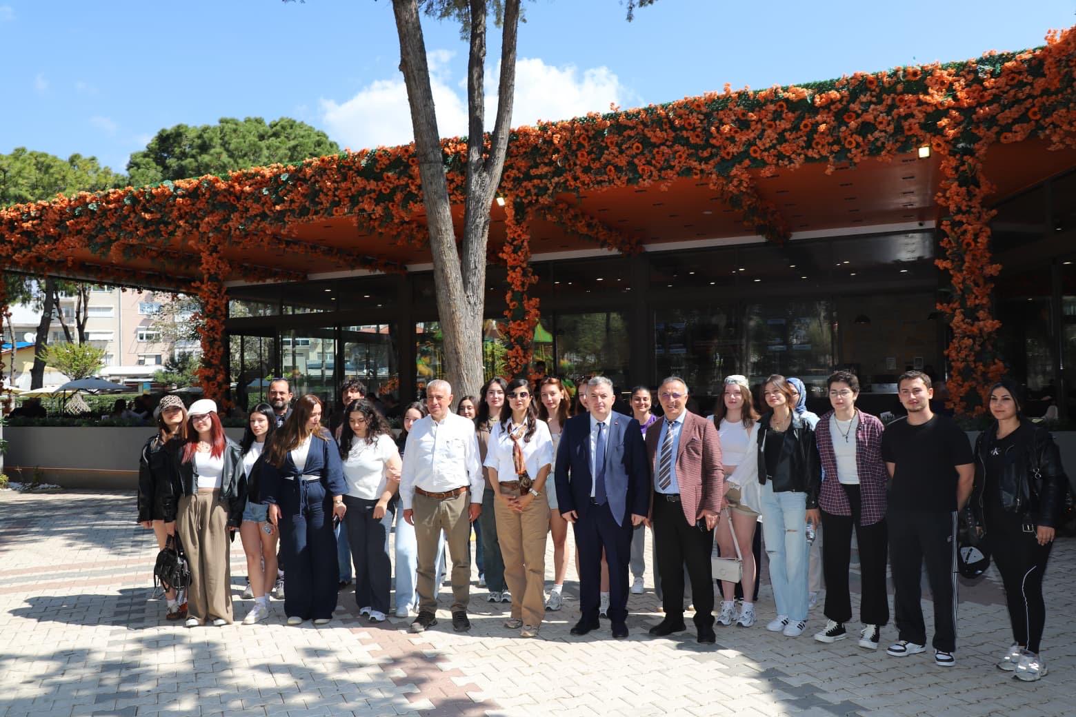 Mimarlık ve Şehir Planlama Öğrencilerinden "Kariyer Planlama ve Kültürel Miras Eğitim Gezisi" 6