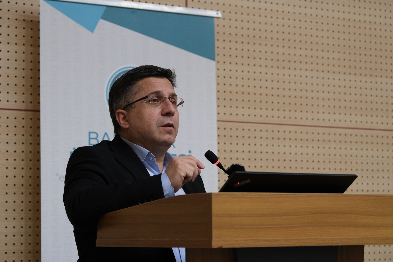 Roma'dan Günümüze Hukukun İzleri BAÜN'de Masaya Yatırıldı 4